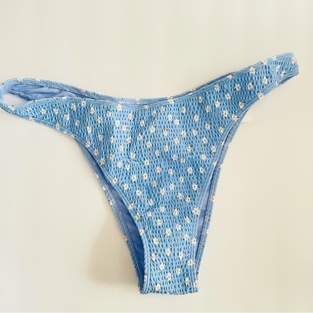 Hollister floral scrunch high leg bikini bottom size xxl